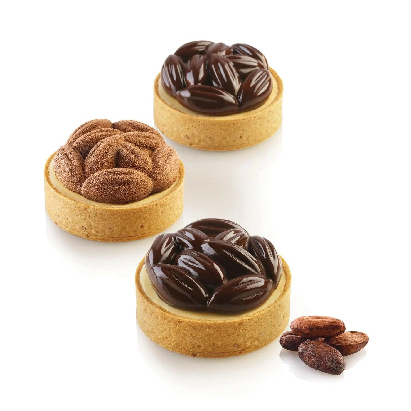 tartelettes chocolatées en forme de fève de cacao réalisées avec le kit Cocoa de Silikomart